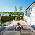 Chalé 27, Beekse Bergen, Efteling, Woods, Private Parking! Oisterwijk