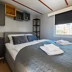 Chalé 27, Beekse Bergen, Efteling, Woods, Private Parking! *