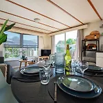 27, Beekse Bergen, Efteling, Woods, Private Parking! Chalé *