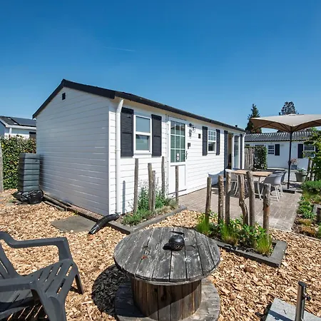 27, Beekse Bergen, Efteling, Woods, Private Parking! Σαλέ