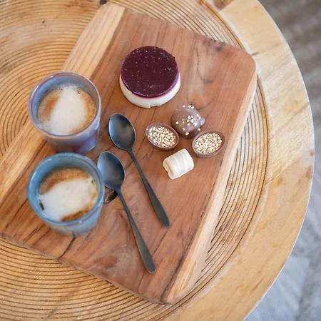 27, Beekse Bergen, Efteling, Woods, Private Parking! Oisterwijk