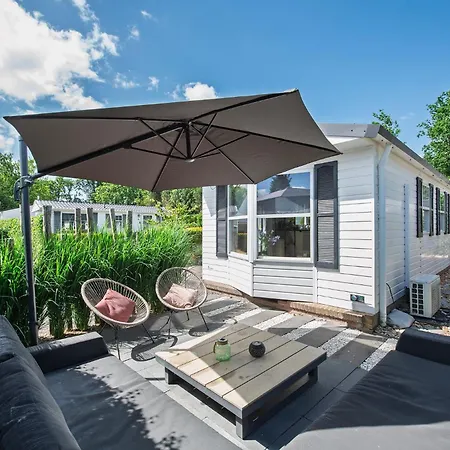 27, Beekse Bergen, Efteling, Woods, Private Parking! شاليه *