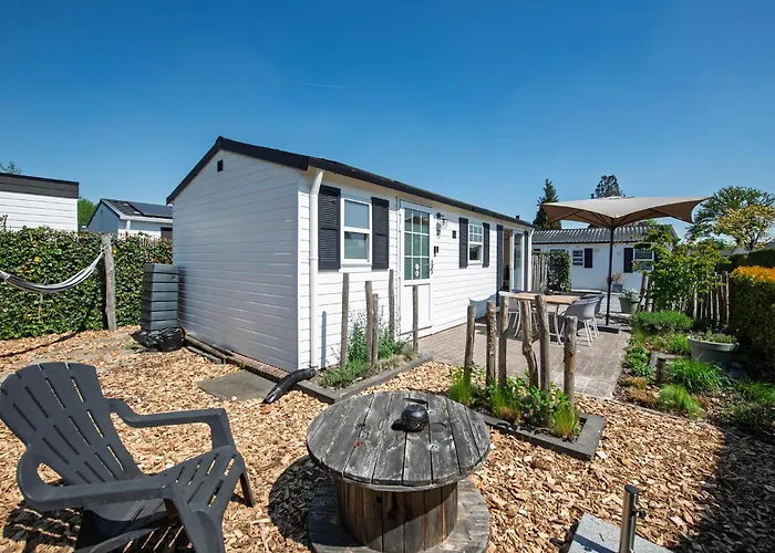 27, Beekse Bergen, Efteling, Woods, Private Parking! Domek alpejski